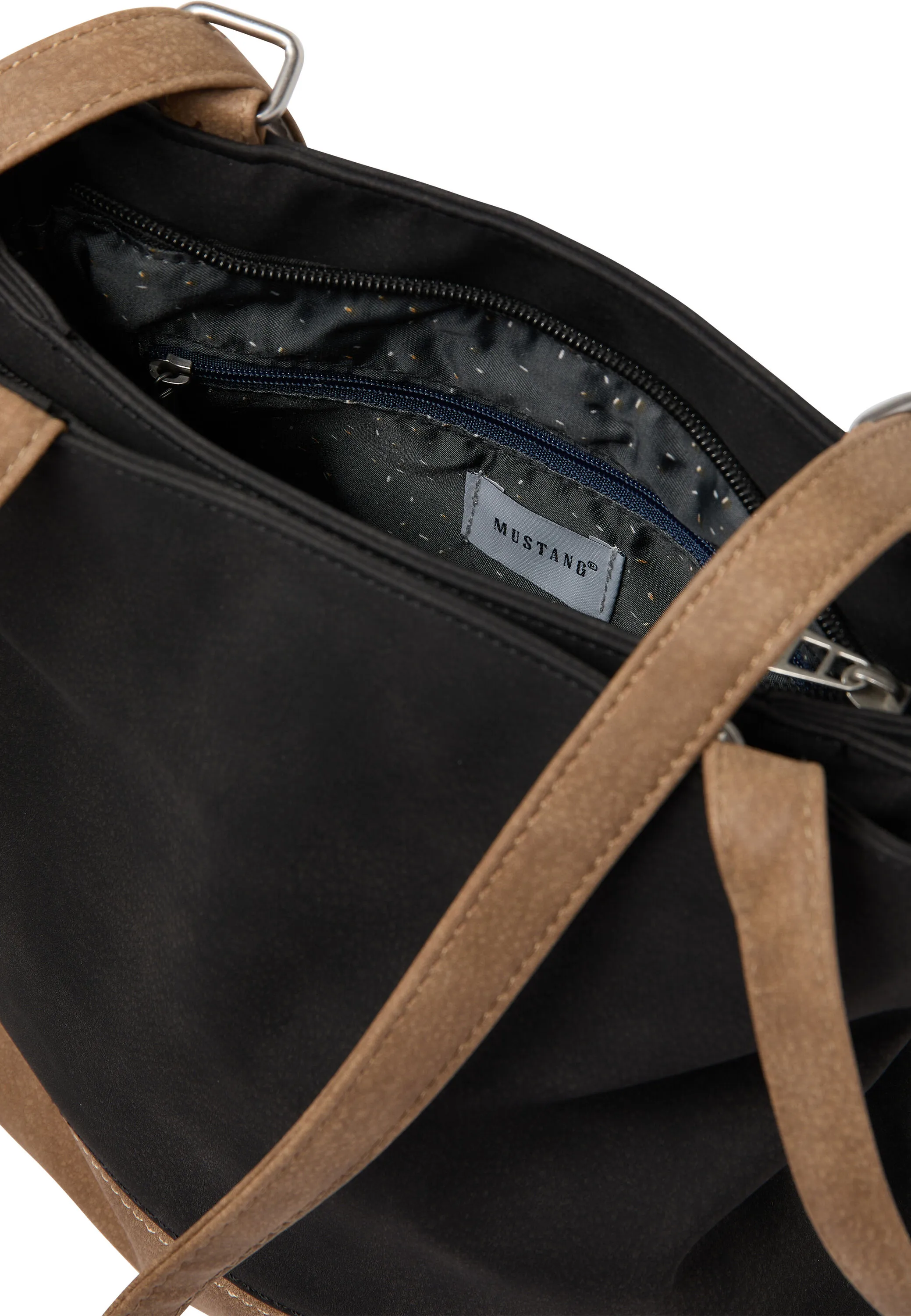 2 in 1: Rucksack - Verstellbar als Schultertasche