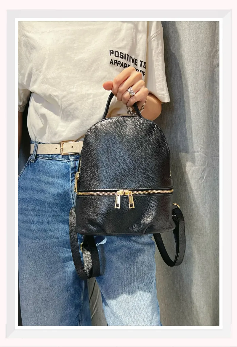 Kleiner Rucksack aus genarbtem Leder