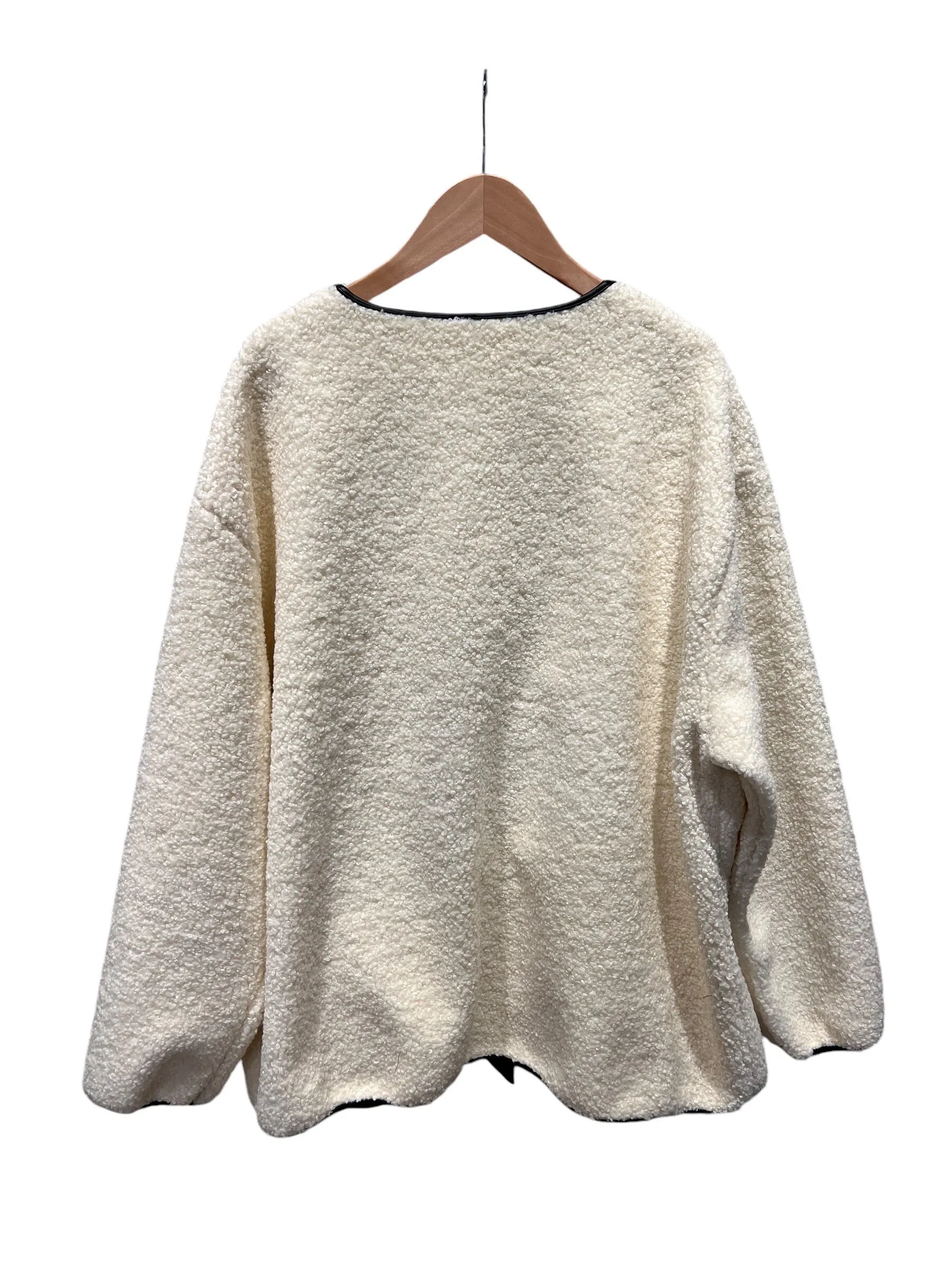 Moutmout-Jacke mit 3-Knoten-Verschluss aus Kunstleder