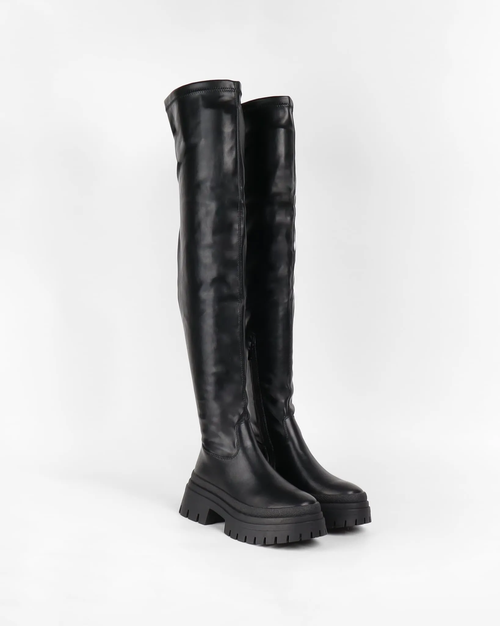 Overknee-Stiefel aus Kunstleder mit elastischem Material