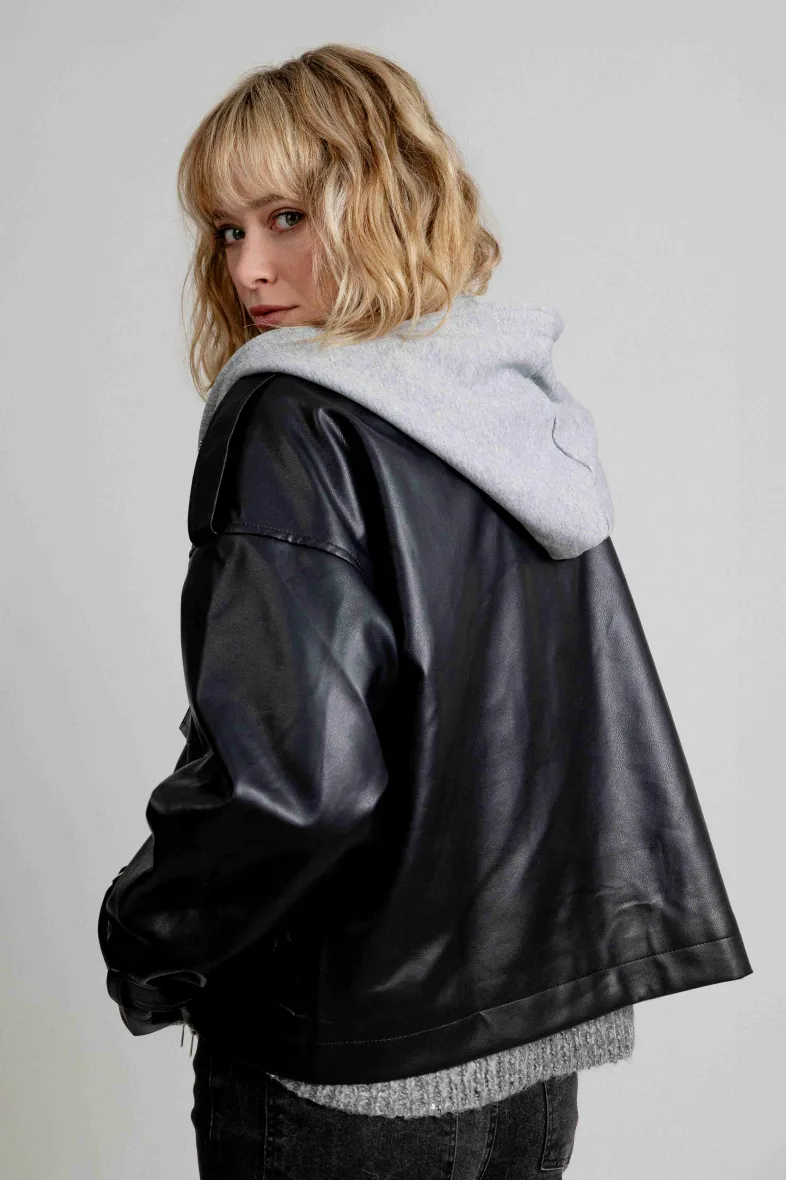 PU-Jacke mit abnehmbarer Fleece-Kapuze