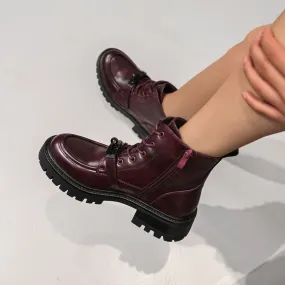 Stiefel zum Schnüren