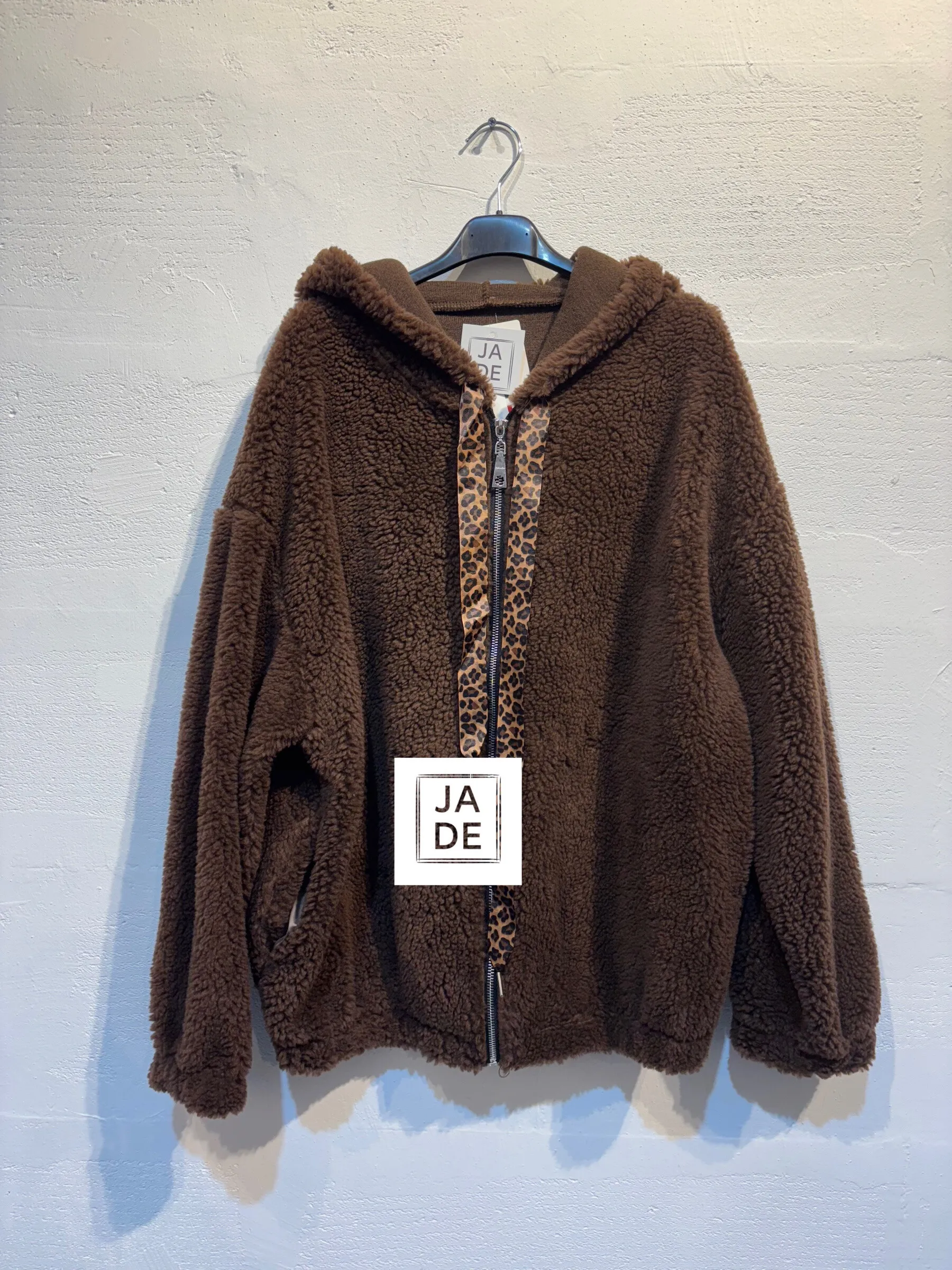 TEDDY-JADE-SWEATSHIRT-JACKE