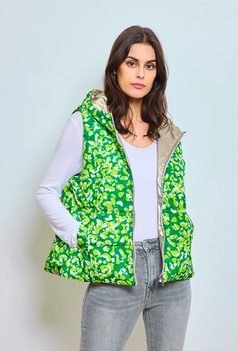 Ärmellose Daunenjacke. Reversibler Liberty-Print